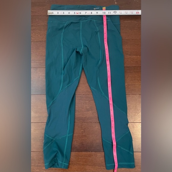 Lululemon Pace Rival Crop Full-On Luxtreme 22"
Emerald size 4 - Picture 4 of 8